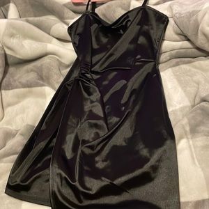 Brand-rue21 color-black size-large
